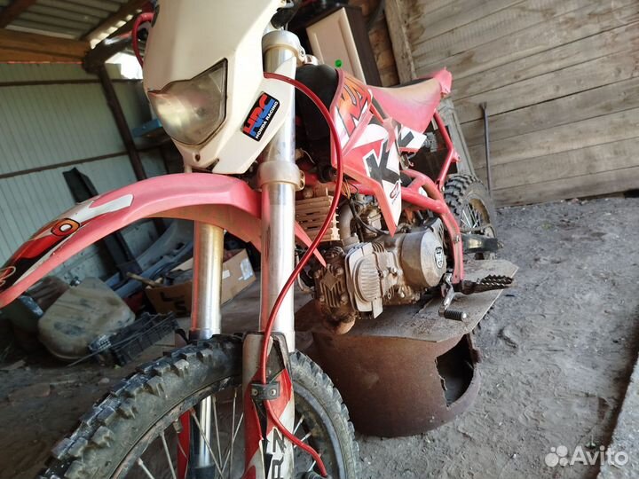 Питбайк Kayo Basic YX140 KRZ