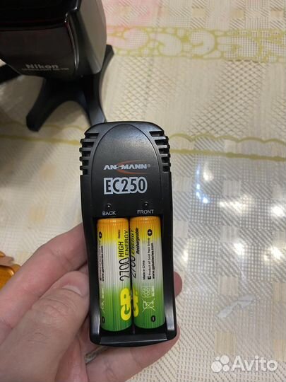 Фотоаппарат nikon d90 (полный комплект)