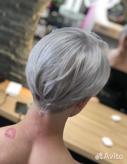 Парикмахер-колорист