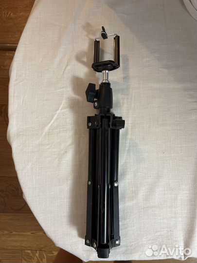 Стойка для телефона