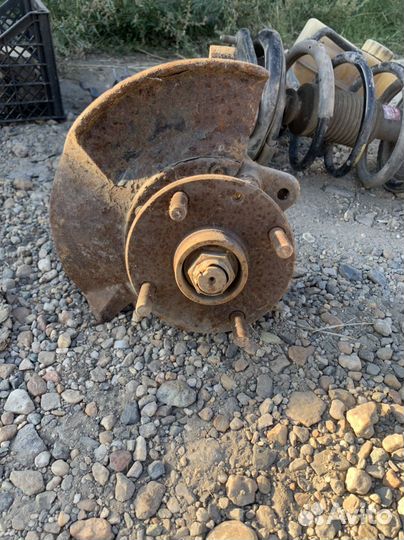 Поворотный кулак правый Chery Fora