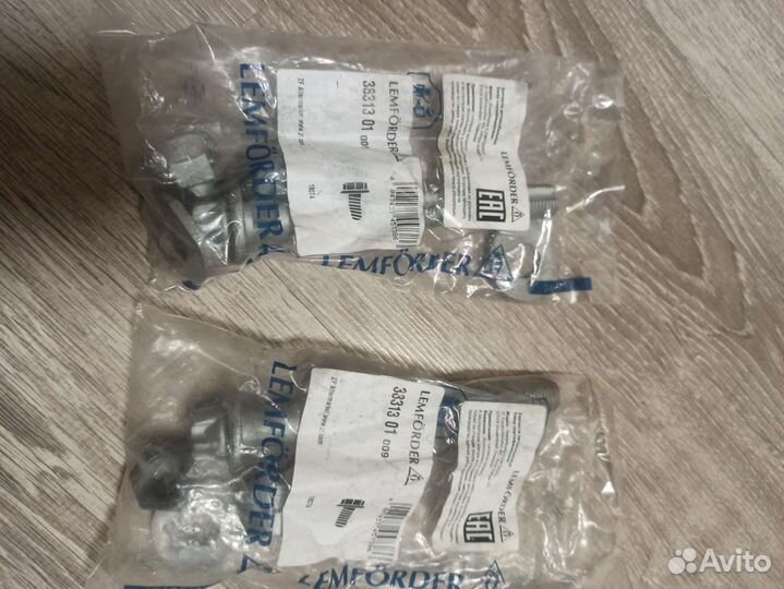 Болт с эксцентриком Mercedes