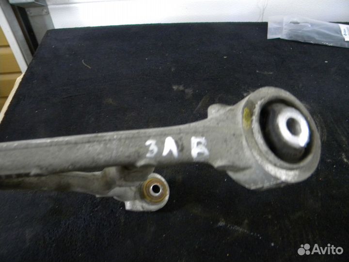 Рычаг задний верхний Jaguar XJ Long 351