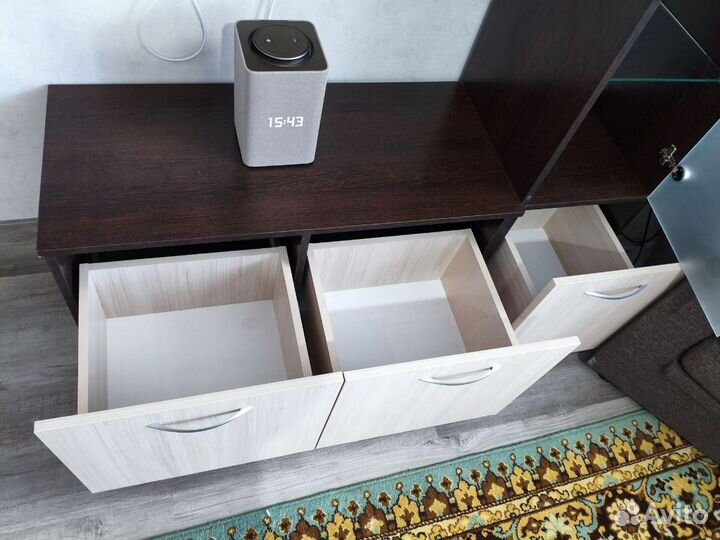 Тумба под телевизор со шкафом-пеналом