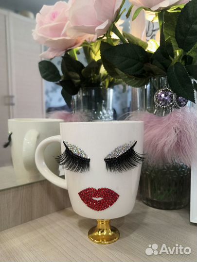 Кружка в стразах