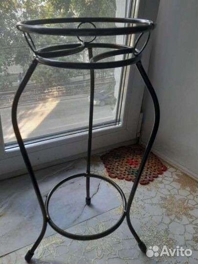 Подставка для цветов