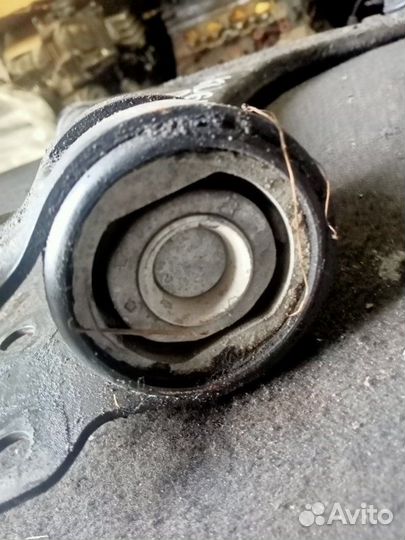 Рычаг подвески передний правый Ford Kuga 2012