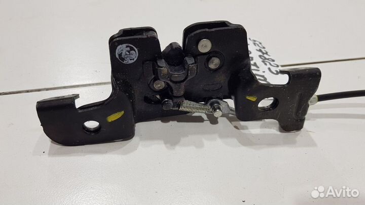 Замок заднего сидения левый (Kia Optima)