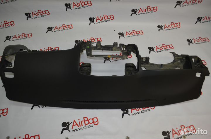 Торпедо панель приборов Toyota 120