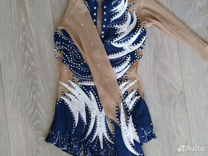 Костюм для художественной гимнастики