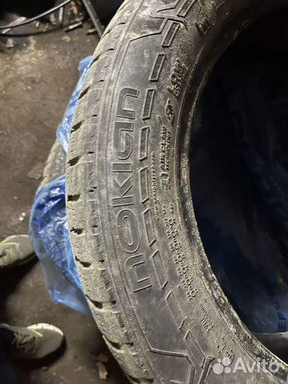 Nokian Tyres Hakkapeliitta 7 4.00/7 R7 30F