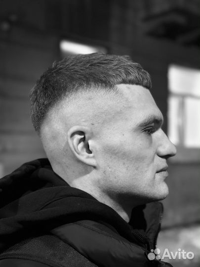 Модель на стрижку