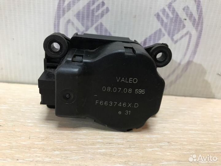 Редуктор привода заслонок отопителя Citroen C2 JM