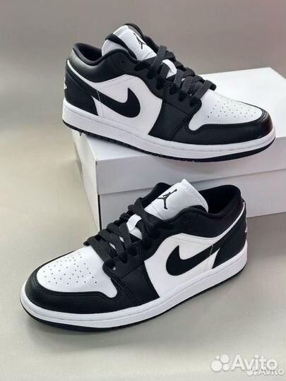 Nike Air Jordan 1 Low 