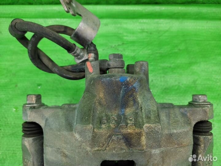 Суппорт передний правый Dodge / Jeep