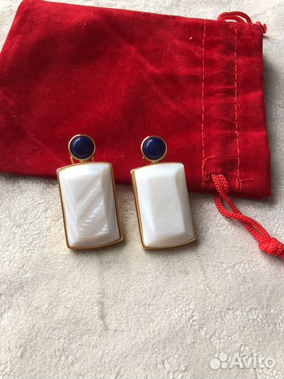 Красивые серьги Zoao