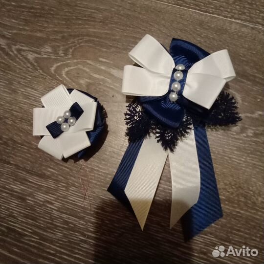 Галстук-брошка