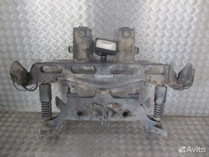 Кронштейн замков кабины (в сборе) Mercedes-Benz A9