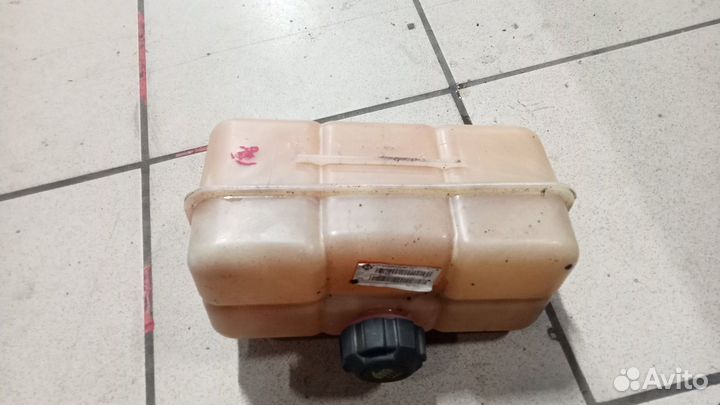 Расширительный бачок Приора