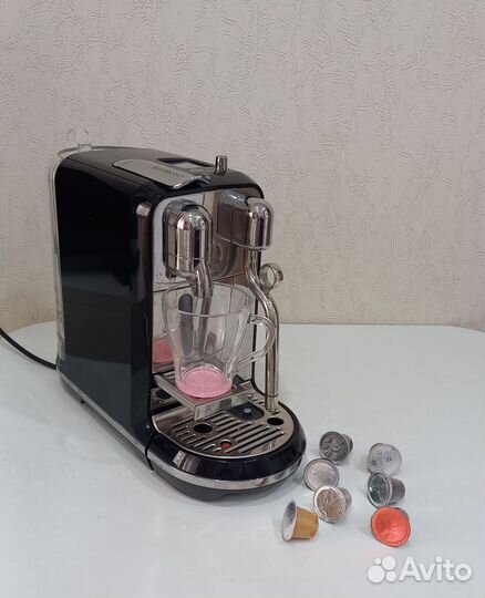 Капсульная кофемашина Bork C730BK