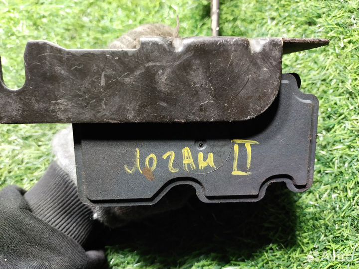 Блок ABS Renault Logan II