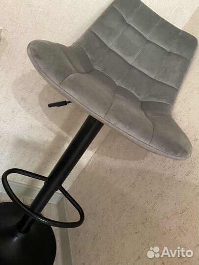 Барный стул