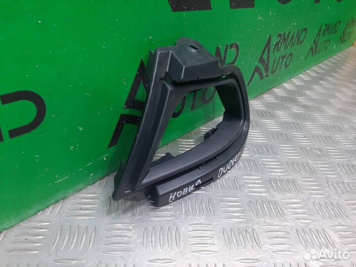 Кронштейн противотуманного фонаря левый Renault