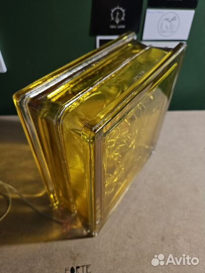 Светильник ночник из стеклоблока, желтый