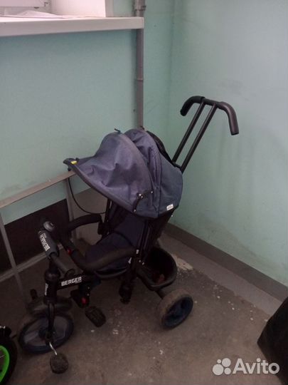 Детский велосипед с ручкой бу