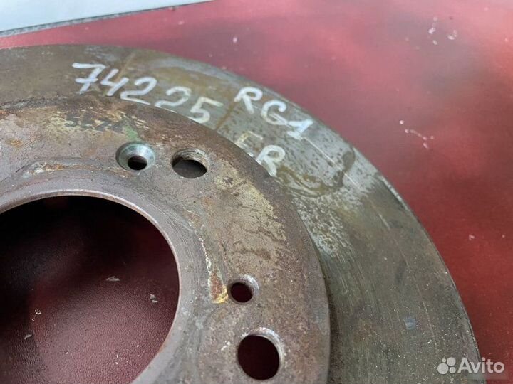 Диск тормозной передний правый Honda Stepwgn RG1