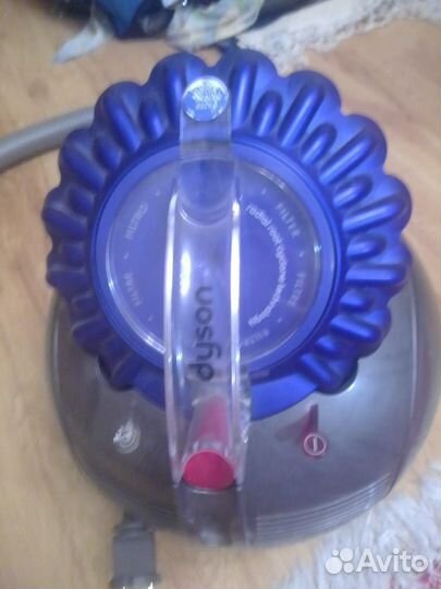 Пылесос dyson Big Ball CY23