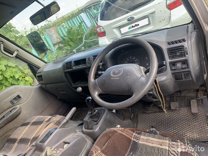 Mazda Bongo Brawny 2.5 МТ, 2000, 200 000 км