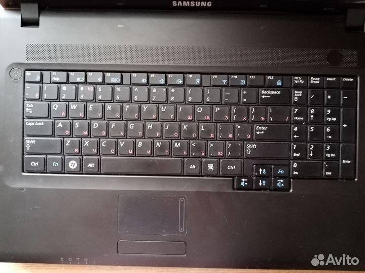 Ноутбук samsung NP-R719