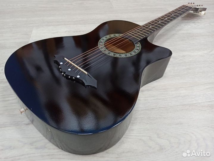 Акустическая гитара новая