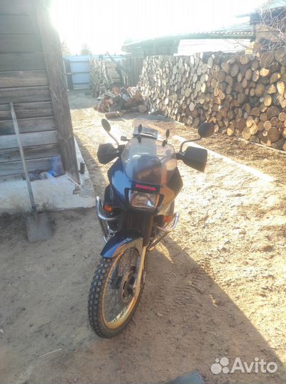 Honda transalp 400