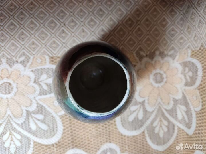 Пестрая керамическая ваза