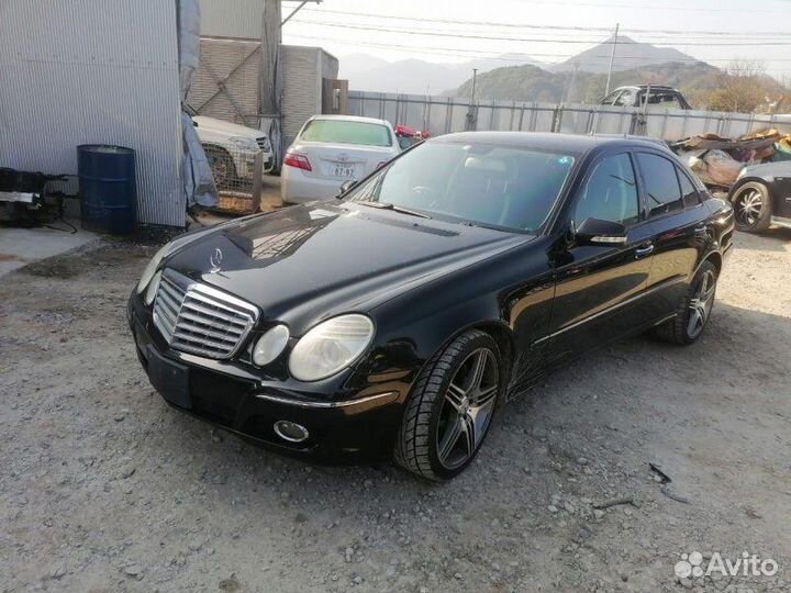 Авто на разбор Mercedes-Benz E-Class W211 272.922