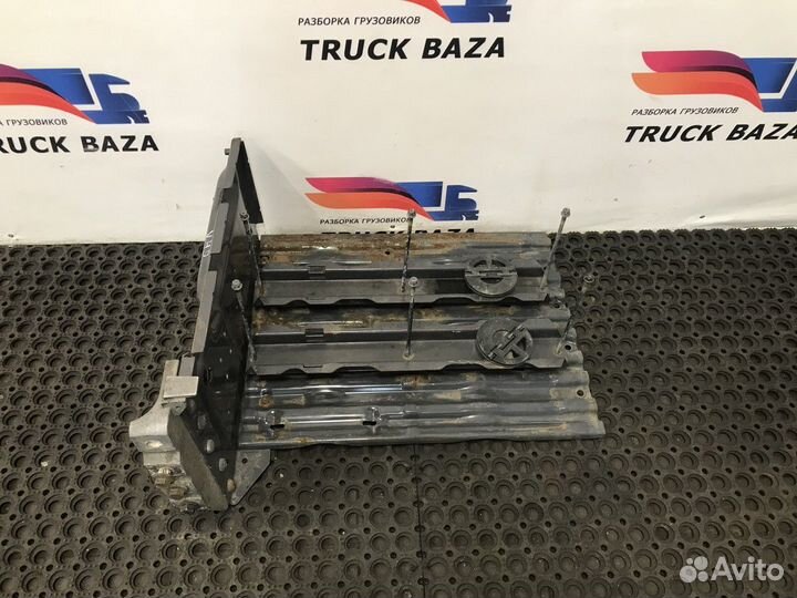 Ящик акб Volvo FH