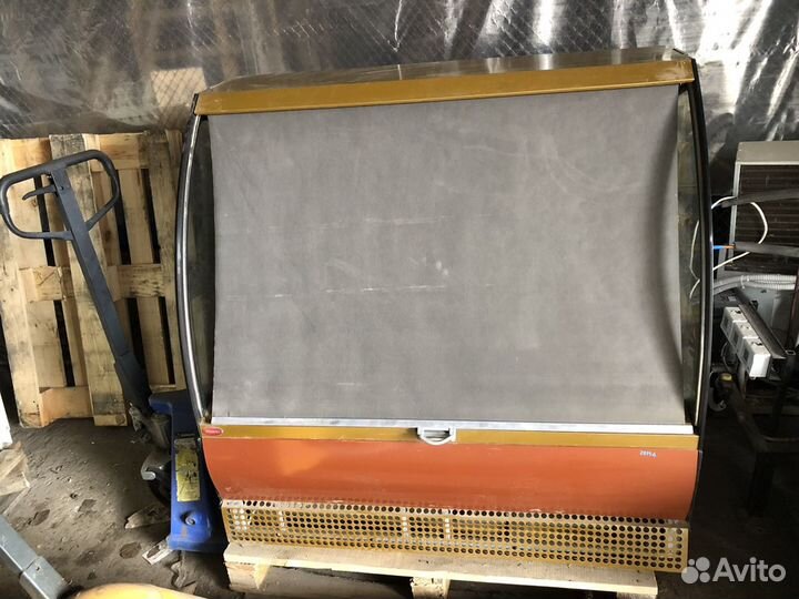 Холодильные витрины кондитерские