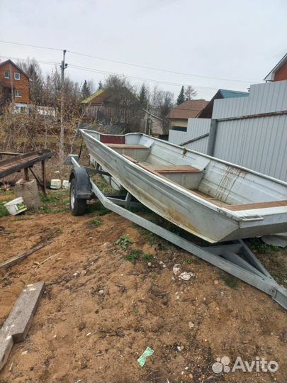 Моторная лодка Казанка 6