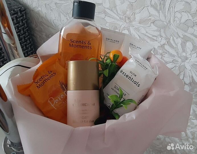 Корзина подарочная с косметикой