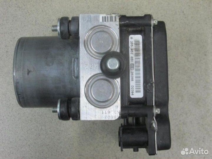 Блок ABS (насос) Infiniti G 35 V36 2007-2014