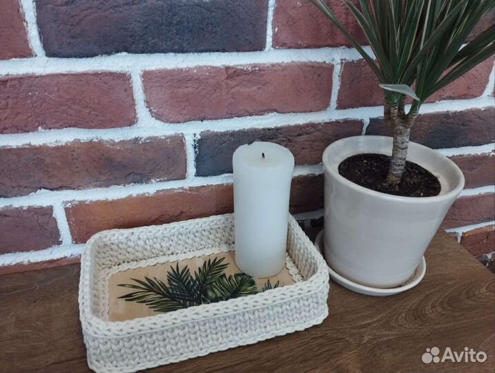 Вязаная корзинка