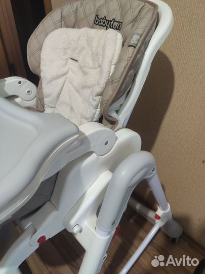 Стульчик для кормления babyton