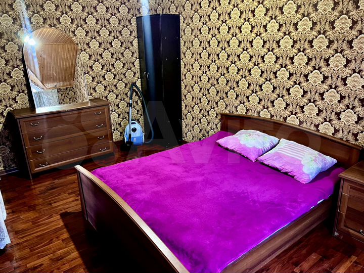 2-к. квартира, 55 м², 3/3 эт.