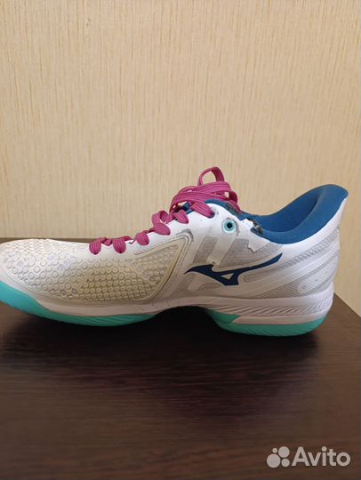 Кроссовки теннисные mizuno