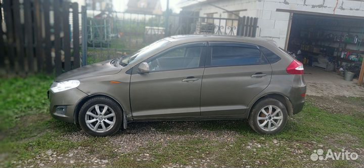 Chery Very, 2011