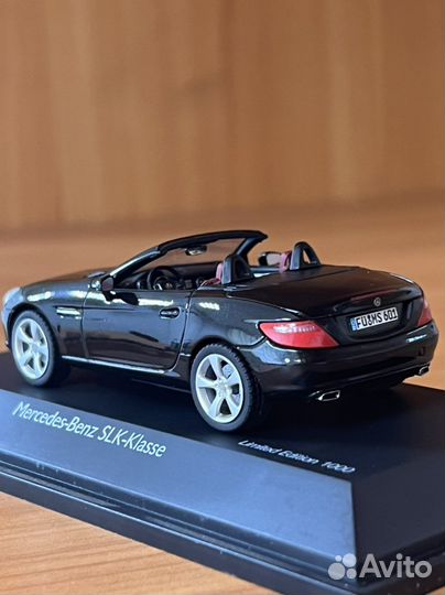 Модель mercedes slk 1:43 schuco