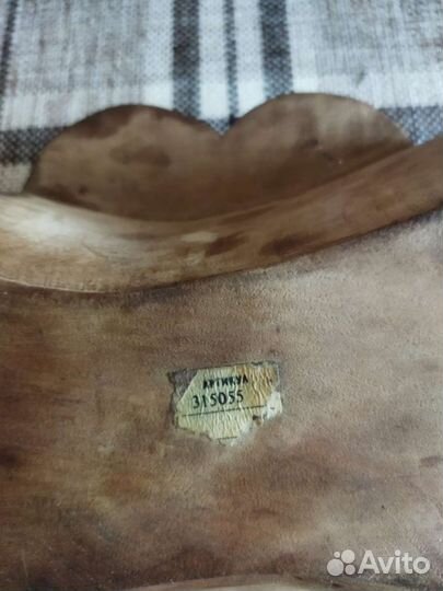 Блюдо из дерева