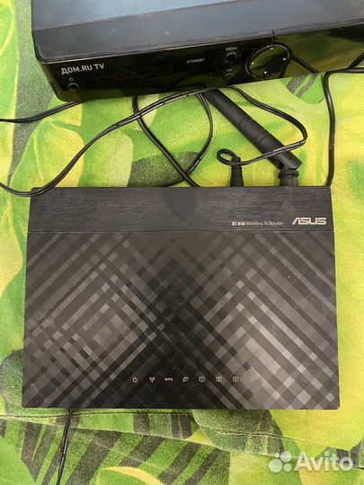 Тв приставка и роутер